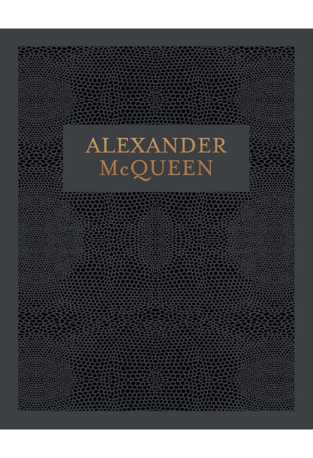 Alexander McQueen: Evolution: Gleason, Katherine: 9781631061479